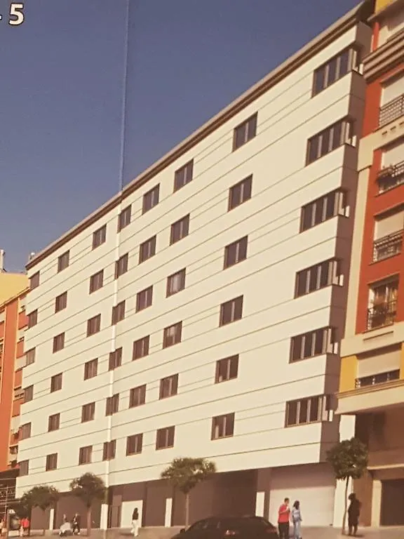 Feel At Home Málaga Appartamento